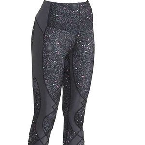 CW-X Women's Stabilyx Joint Support Compression